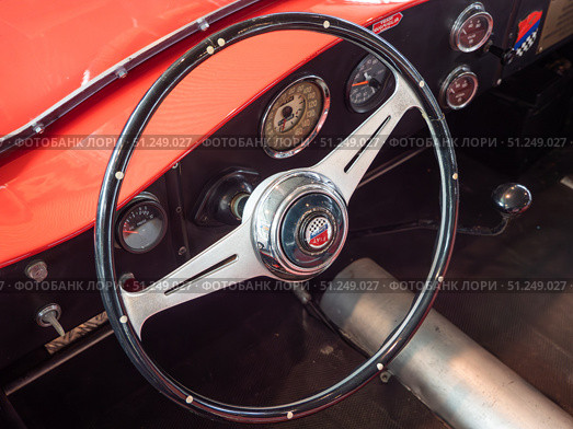 Classic Vintage Fiat 500 C Sport Car Steering Wheel Detail (2024 год). Редакционное фото, фотограф Sergakoff / Фотобанк Лори