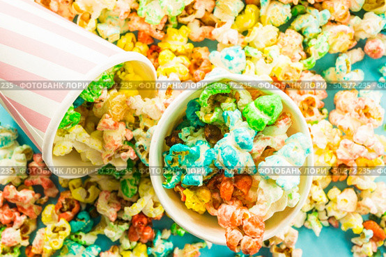 close up popcorn cups. Стоковое фото, агентство Ingram Publishing / Фотобанк Лори
