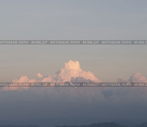 Cloud blue sky on the horizon nature. Стоковое фото, агентство Ingram Publishing / Фотобанк Лори