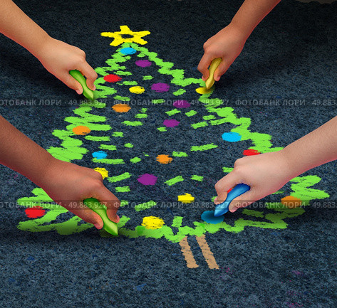 Community Christmas concept as a group of multicultural children drawiing a decorated pine tree on the floor using chalk  as a winter holiday symbol for cooperation and working together to celebrate a time of giving. Стоковое фото, агентство Ingram Publishing / Фотобанк Лори