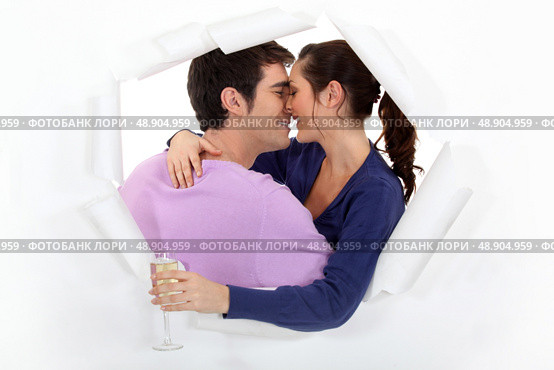 Couple kissing. Стоковое фото, агентство Ingram Publishing / Фотобанк Лори