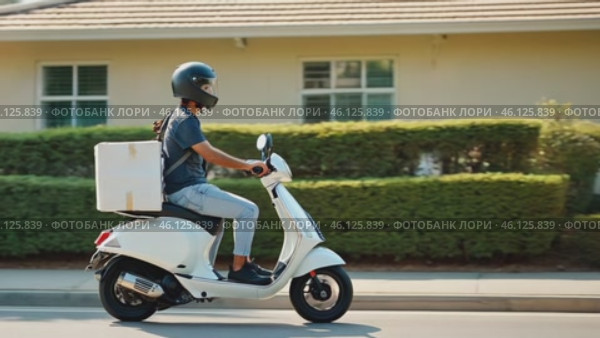 Delivery driver riding scooter on suburban street. Стоковое AI-видео, аниматор Юрий Поздников / Фотобанк Лори