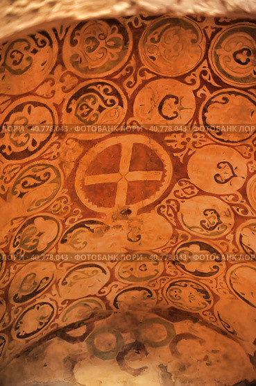 DEMRE, TURKEY - 13,07,2014 Frescos in the Saint Nicholas (Santa Clause) church  in Demre, Turkey. It's an ancient Byzantine Church. Редакционное фото, фотограф Анна Кривицкая / Фотобанк Лори