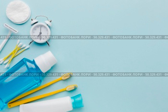 dental cleaning products copy space. High resolution photo. dental cleaning products copy space. High quality photo. Стоковое фото, агентство Ingram Publishing / Фотобанк Лори