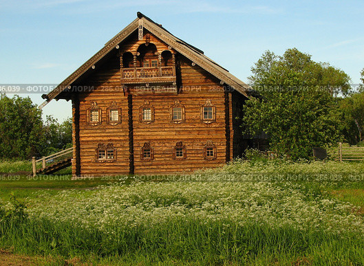 Деревянный дом на о.Кижи (2007 год). Редакционное фото, фотограф Безрукова Ирина / Фотобанк Лори
