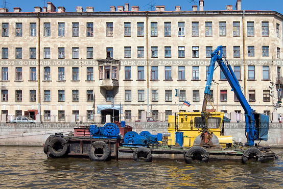 Дноуглубительные работы. Река Фонтанка. Санкт-Петербург (2011 год). Редакционное фото, фотограф Александр Алексеев / Фотобанк Лори