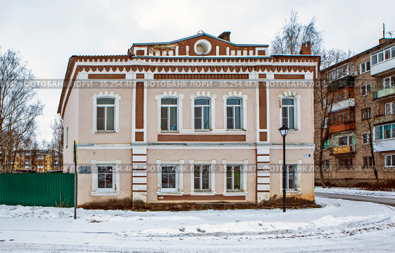 Дом врача Филатова. Ржев, Тверская область (2021 год). Редакционное фото, фотограф Сергей Афанасьев / Фотобанк Лори