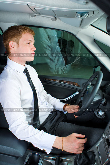 Driving man. Стоковое фото, фотограф Сергей Буторин / Фотобанк Лори
