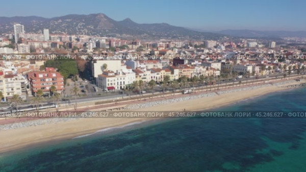 Drone view of the small seaside Catalan town of Vilassar de Mar, Spain. Стоковое видео, видеограф Яков Филимонов / Фотобанк Лори