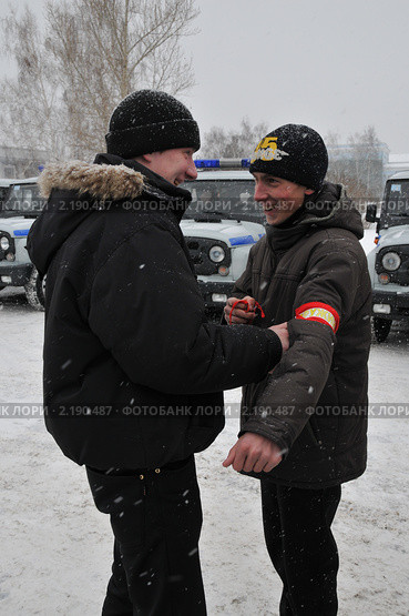 Дружинники заступают на охрану правопорядка (2010 год). Редакционное фото, фотограф Free Wind / Фотобанк Лори