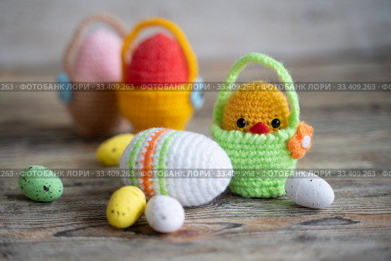 Easter eggs in baskets. Стоковое фото, фотограф Типляшина Евгения / Фотобанк Лори