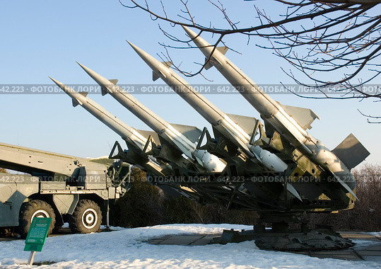 Экспонаты военной техники музея на Соколовой горе города Саратова. Пусковая установка комплекса ПВО "С-125" (2007 год). Редакционное фото, фотограф Алексей Бок / Фотобанк Лори