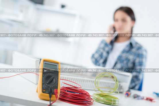 electronic measuring instruments. Стоковое фото, агентство Ingram Publishing / Фотобанк Лори