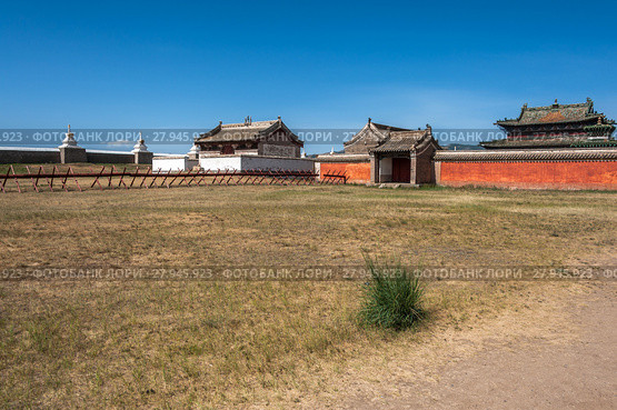 ЭРДЭНЭ-ЗУУ, САМЫЙ ДРЕВНИЙ МОНАСТЫРЬ МОНГОЛИИ (2017 год). Стоковое фото, фотограф Токарева Ирина / Фотобанк Лори