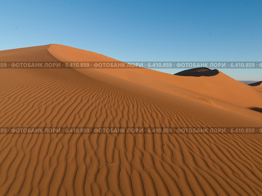 Erg Chegaga Dunes in Sahara Desert, Souss-Massa-Draa, Morocco. Стоковое фото, агентство Ingram Publishing / Фотобанк Лори