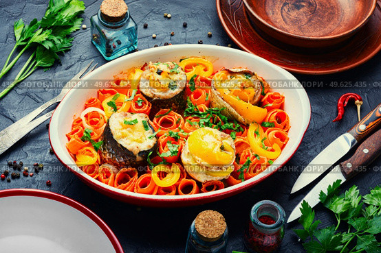 Fish rolls from fish mince. Banquet food.. Minced fish appetizer. Стоковое фото, агентство Ingram Publishing / Фотобанк Лори