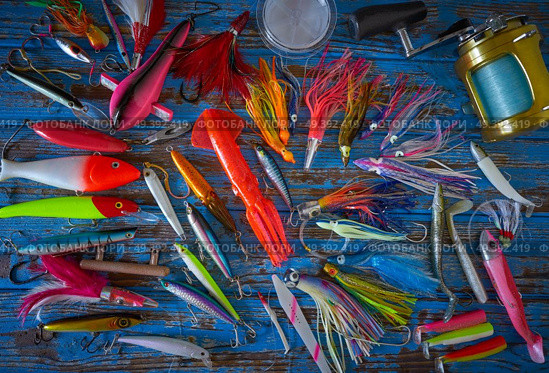 Fishing lures tackle collection for saltwater trolling and spinning angler. Стоковое фото, агентство Ingram Publishing / Фотобанк Лори