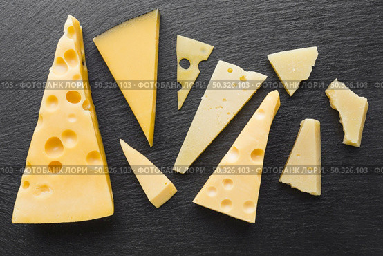 flat lay assortent emmental cheese. Resolution and high quality beautiful photo. flat lay assortent emmental cheese. High quality beautiful photo concept. Стоковое фото, агентство Ingram Publishing / Фотобанк Лори