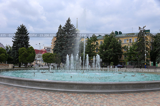 Фонтан на Крепостной горе, город Ставрополь (2016 год). Стоковое фото, фотограф Алексей Гусев / Фотобанк Лори