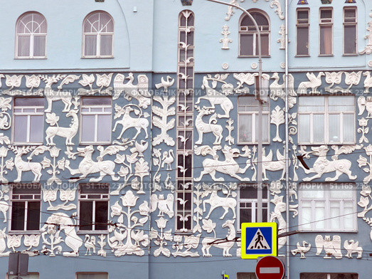 Фрагмент доходного дома церкви Троицы на Грязех. Редакционное фото, фотограф Мария Сергеева / Фотобанк Лори