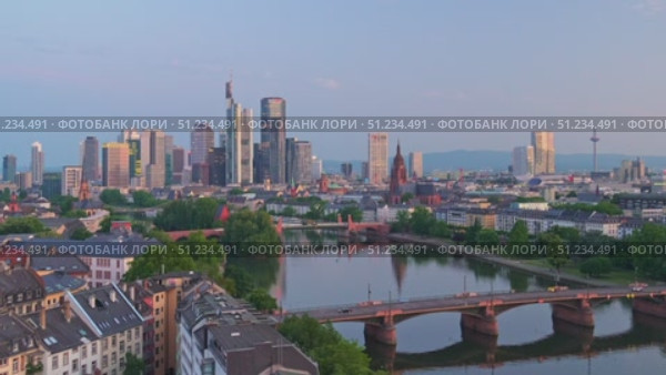 Frankfurt am Main Downtown City Skyline at Morning Twilight. Aerial View. Стоковое видео, видеограф Максим Забаровский / Фотобанк Лори
