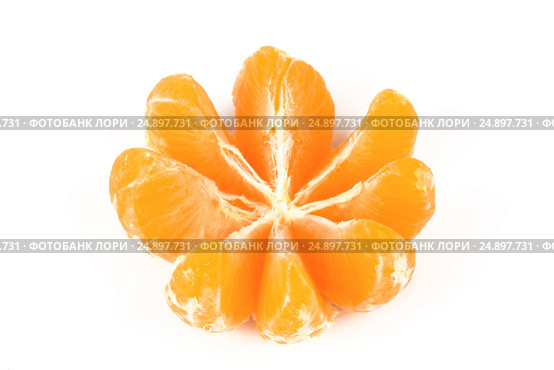 Fresh tangerine, isolated on a white background. Ripe fruit full of vitamins. Стоковое фото, фотограф Artem Sobov / Фотобанк Лори