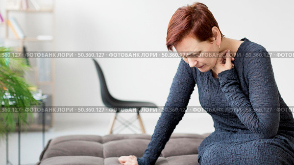 front view woman with anxiety. Стоковое фото, агентство Ingram Publishing / Фотобанк Лори