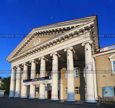 Гастроли в Курганском театре драмы (2014 год). Редакционное фото, фотограф Анатолий Матвейчук / Фотобанк Лори