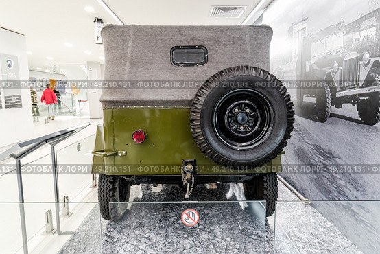 GAZ-67 is four-wheel drive Soviet military vehicles built by GAZ starting in 1943. By the end of the war, it was the Soviet equivalent of the World War II jeep. Редакционное фото, фотограф Константин Григорьев / Фотобанк Лори