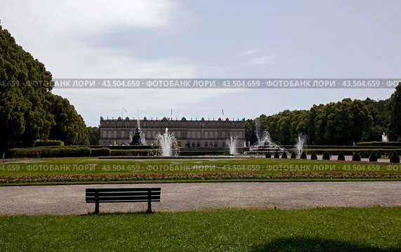 Германия. Южная Бавария. Дворец Херренкимзее (Herrenchiemsee), баварского короля Людвига II, ("баварский Версаль") (2012 год). Редакционное фото, фотограф Irina Kruskop / Фотобанк Лори