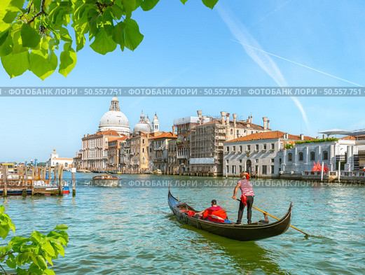 Gondolas in Grand Canal in Venice, Italy. Стоковое фото, агентство Ingram Publishing / Фотобанк Лори