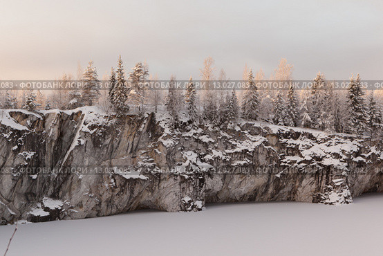 Горный парк Рускеала зимой (2014 год). Редакционное фото, фотограф Виталий Веревкин / Фотобанк Лори