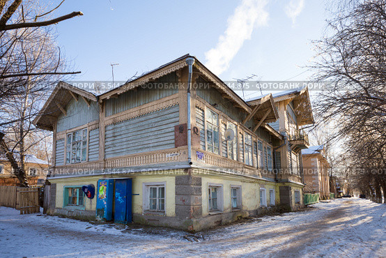Город Бежецк. Дом В.А. Андреева, почетного гражданина г. Бежецка, купца 1 гильдии, отца В.В. Андреева (2014 год). Стоковое фото, фотограф Сергей Лаврентьев / Фотобанк Лори