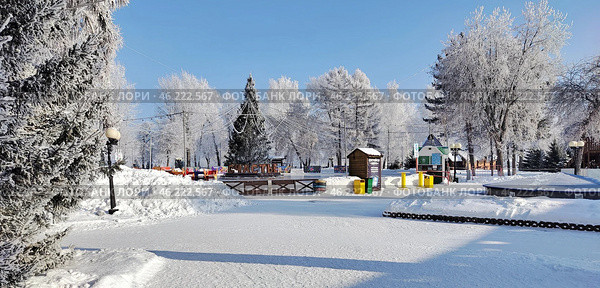Город Кемерово. Каток в "Парке Чудес" Редакционное фото, фотограф Цибаев Алексей / Фотобанк Лори