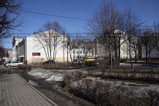 Город Королёв, ЦДК им. Калинина, вид со стороны улицы Терешковой (2015 год). Редакционное фото, фотограф Дмитрий Неумоин / Фотобанк Лори