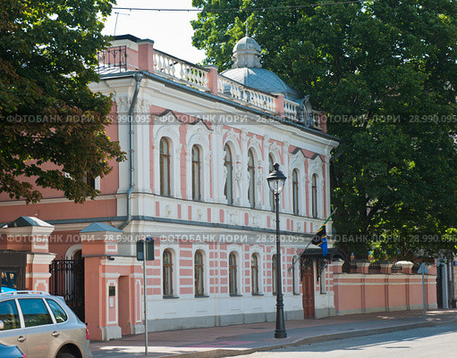Городская усадьба Н. И. Позднякова – С. В. Волковой – В. Н. Грибова. Посольство Объединённой Республики Танзания в Российской Федерации. Улица Большая Никитская, 51. Москва. Россия (2018 год). Редакционное фото, фотограф E. O. / Фотобанк Лори