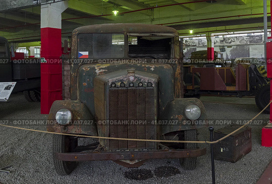 Грузовой автомобиль Татра T 27 B, Чехословакия, 1941 год. Музей военной техники "Моторы войны", Москва. (2023 год). Редакционное фото, фотограф Сергей Рыбин / Фотобанк Лори