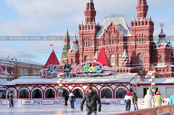 ГУМ-каток на Красной площади. Новогодние праздники в Москве (2016 год). Редакционное фото, фотограф Илюхина Наталья / Фотобанк Лори
