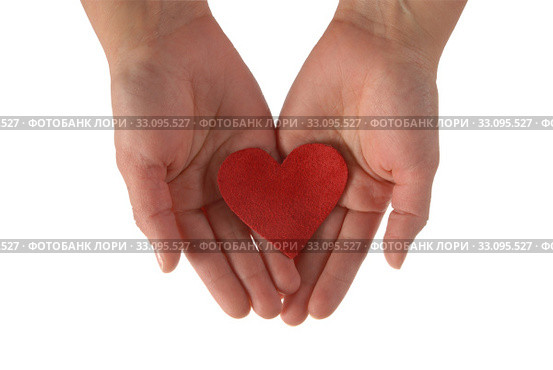 Hands with a red heart. Стоковое фото, фотограф Cienpies Design / PantherMedia / Фотобанк Лори