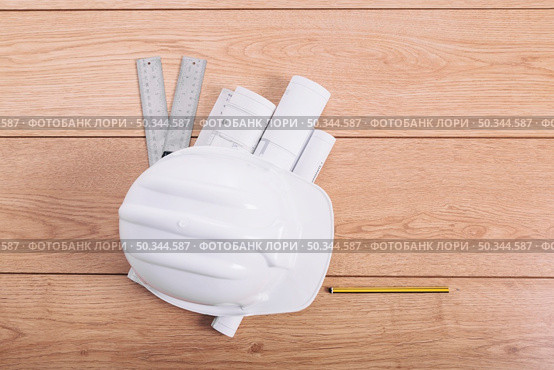 helmet drafts rulers. Стоковое фото, агентство Ingram Publishing / Фотобанк Лори