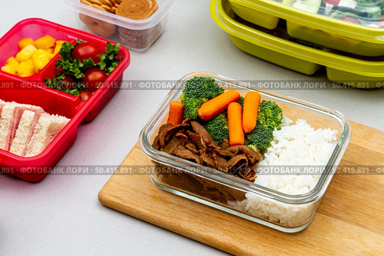 high angle packed vegetables sandwiches. Стоковое фото, агентство Ingram Publishing / Фотобанк Лори