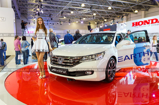 Honda Accord. Московский международный автомобильный салон 2014. Редакционное фото, фотограф Сергей Лаврентьев / Фотобанк Лори