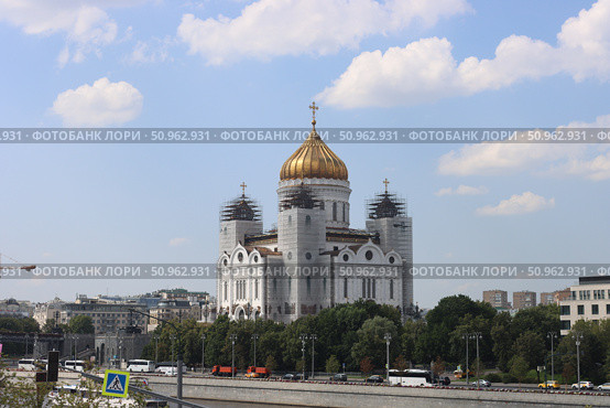 Храм Христа Спасителя. Реставрация куполов . Июль 2025. Москва. Стоковое фото, фотограф Анастасия  Белогубова / Фотобанк Лори