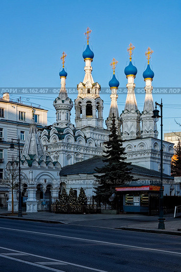 Храм Рождества Пресвятой Богородицы в Путинках. Москва, улица Малая Дмитровка, 4. Стоковое фото, фотограф Александр Селезнев / Фотобанк Лори