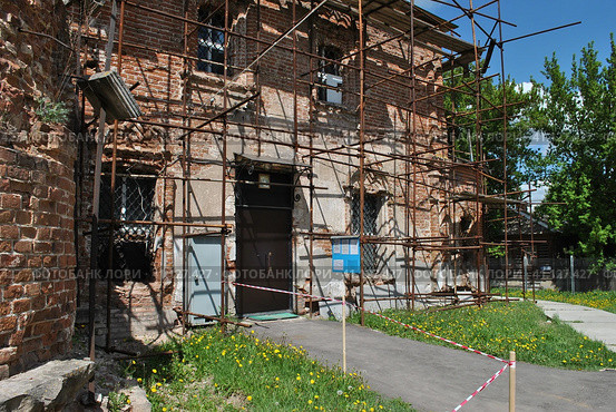 Храм  Сретения Господня. Улица Карла Маркса, 36а. Город Серпухов. Московская область (2014 год). Стоковое фото, фотограф lana1501 / Фотобанк Лори