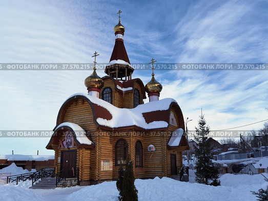 Храм святителю Митрофану Воронежскому в Самаре (2022 год). Редакционное фото, фотограф Максим Гулячик / Фотобанк Лори