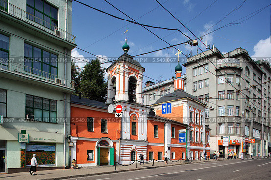 Храм Святителя Николая в Кленниках, Москва, улица Маросейка (2013 год). Редакционное фото, фотограф Александр Гаценко / Фотобанк Лори