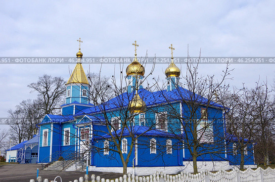 Храм святых апостолов Петра и Павла. Беларусь, Брестская область, город Кобрин, улица Первомайская, 86 (2020 год). Стоковое фото, фотограф Алексей Иванов / Фотобанк Лори