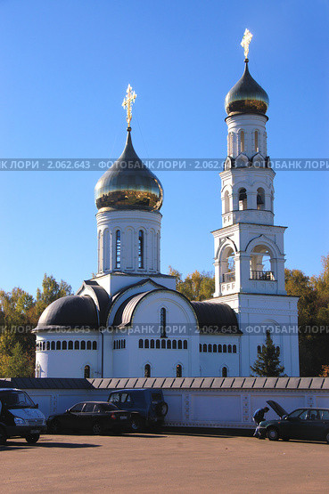 Храм Уара Мученика в Вёшках, Московская область (2010 год). Стоковое фото, фотограф Илюхина Наталья / Фотобанк Лори