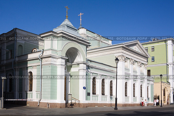 Храм Живоначальной Троицы на Грязех в Москве на Покровке (2023 год). Редакционное фото, фотограф Солодовникова Елена / Фотобанк Лори